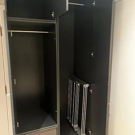Apartment Liten Koselig Hybelleilighet For 1 Til 2 Personer - Sentral Beliggenhet Og Gunstig Pris *