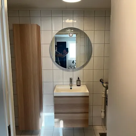 Appartamento Liten Koselig Hybelleilighet For 1 Til 2 Personer - Sentral Beliggenhet Og Gunstig Pris Tromsø